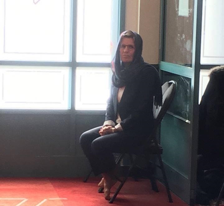 wynne-forced-into-corner-mosque2